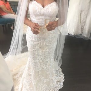 Beautiful Beach Wedding Dress Ivory/Nude